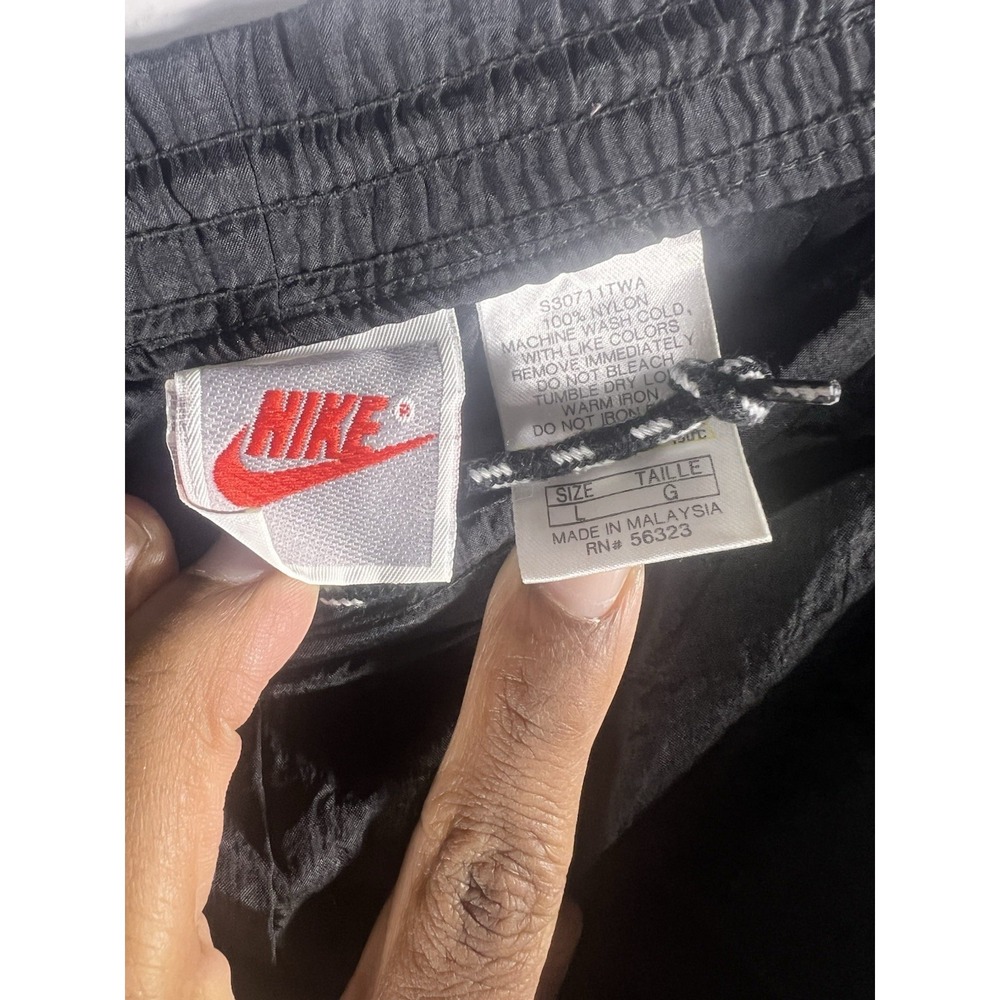 Vintage Nike Track Pants Black with Red Logo Nylon Zip Ankle Y2K L 90s 80s - Picture 5 of 5